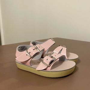 NWOT Pink Saltwater Sun-San Sea Wee Sandals